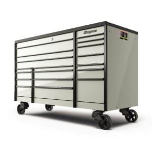 KTL1023ABLE7 — 72" 18-Drawer Triple-Bank Masters Series Bed Liner Top Roll Cab (Arctic Silver with Blackout Trim)